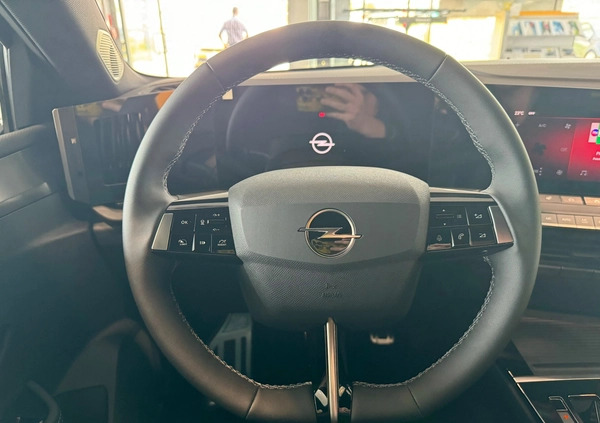 Opel Astra cena 159800 przebieg: 1, rok produkcji 2024 z Jędrzejów małe 56